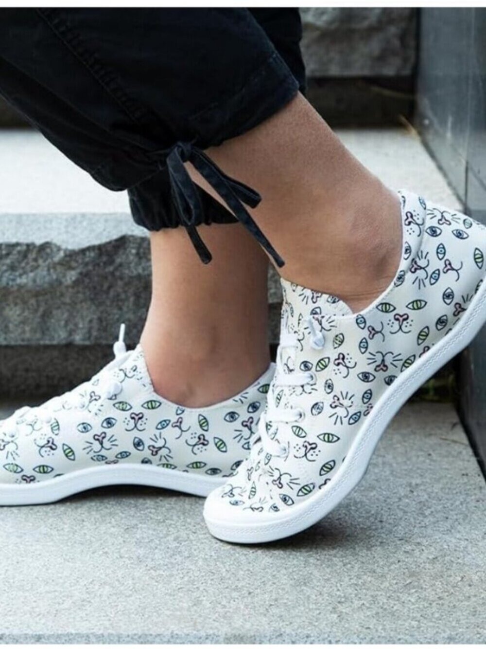 SKECHERS | Bobs Beach Bingo sneakers Kitty Print Sz.6.5